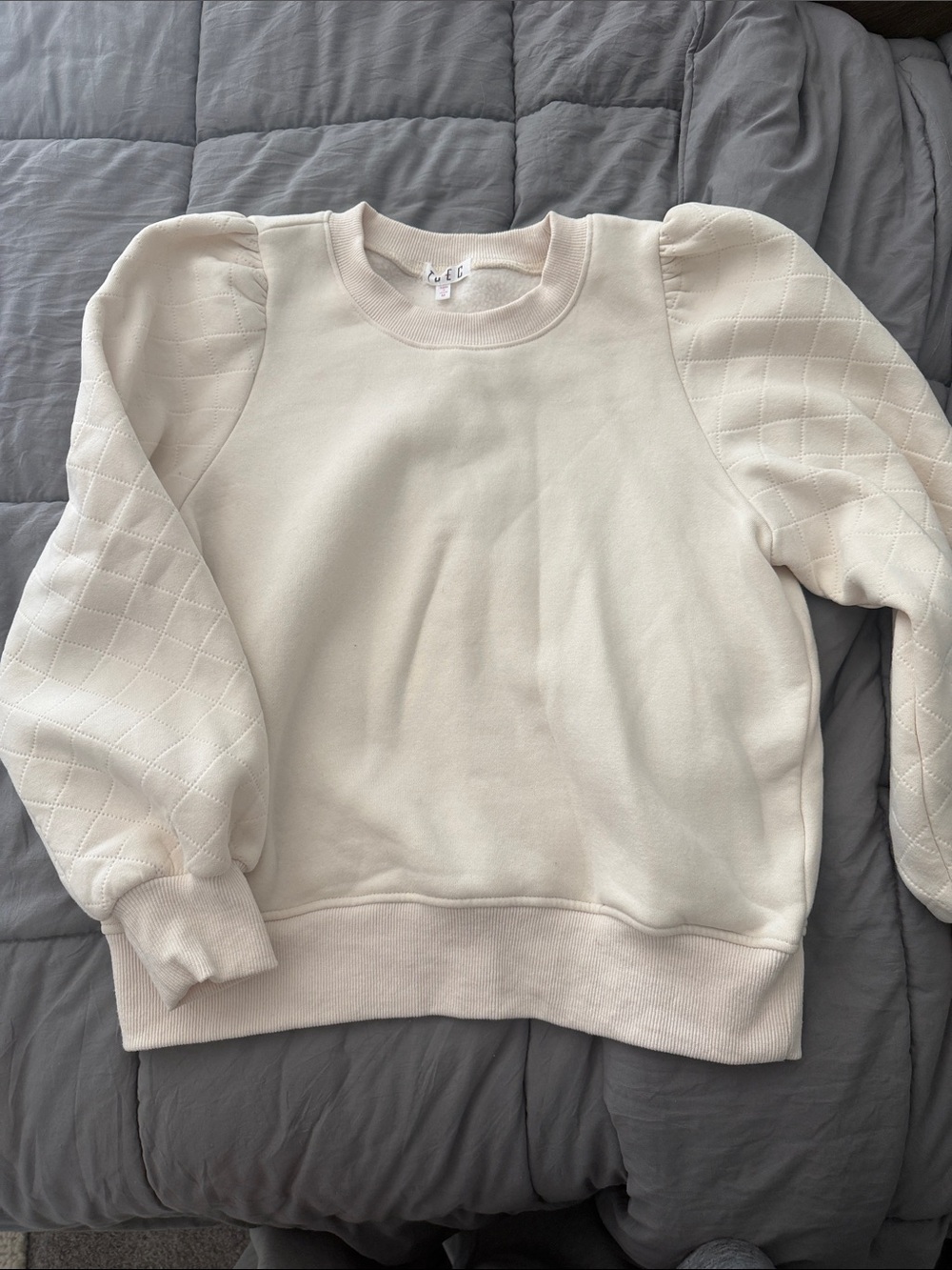 TCEC Cream Quilted Sleeve Puff-Sweatshirt - Women's